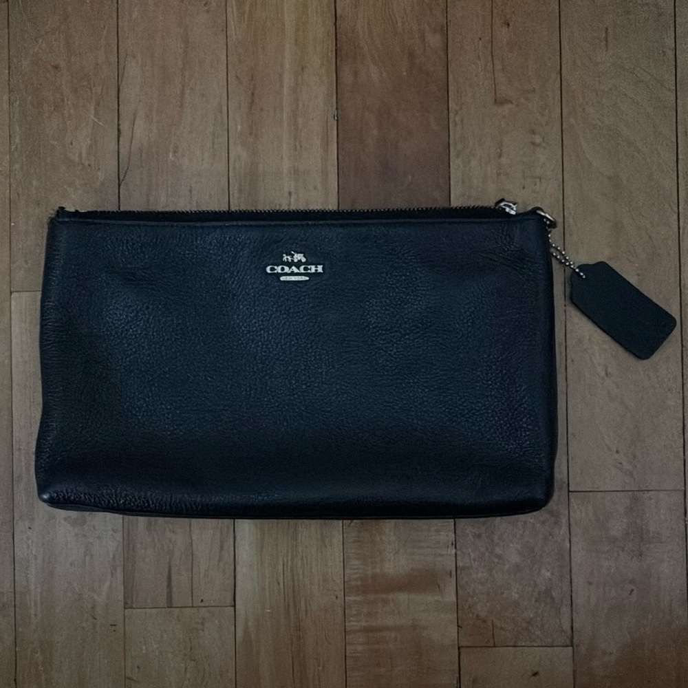 Black Coach Single Zip Wristlet